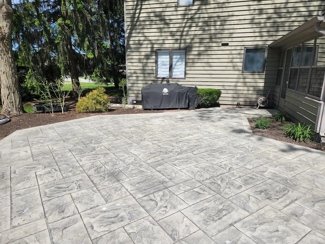 Concrete Contractor in Columbia City, IN: What to Look For
